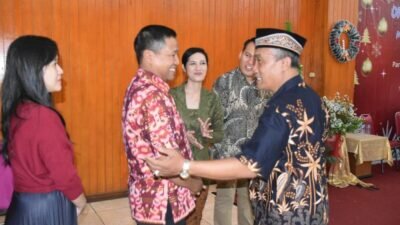Rajut Kerukunan Umat Beragama, Danrem Wijayakusuma Hadiri Open House Keuskupan Purwokerto