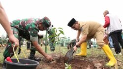 Kodim Peduli Lingkungan, Pj Bupati Bantaeng Ikut Tanam Pohon Serentak
